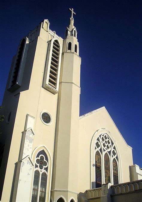 Tarlac Cathedral (Tarlac City) Essential Tips and .
